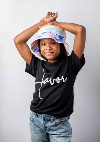 Favor T-Shirt Black and White